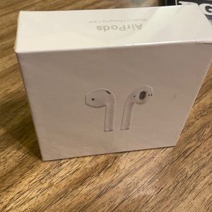 AirPods